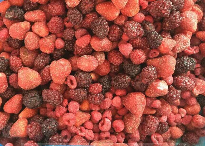 FROZEN MIXED BERRIES